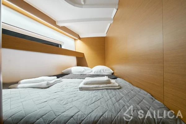 Sun Odyssey 440 - Yacht Charter Sailica