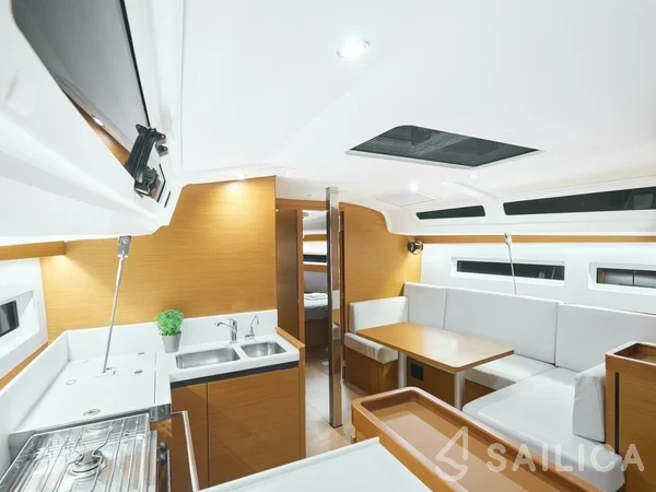 Sun Odyssey 440 - Yacht Charter Sailica