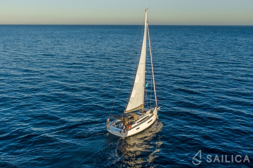 Sun Odyssey 410 - Yacht Charter Sailica