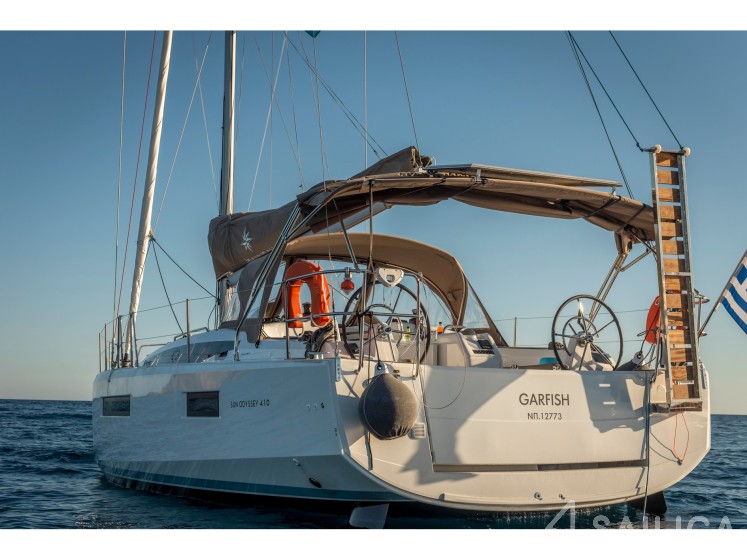 Sun Odyssey 410 - Yacht Charter Sailica
