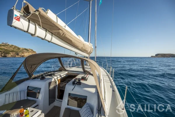 Sun Odyssey 410 - Yacht Charter Sailica