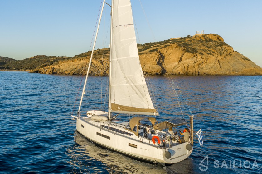 Sun Odyssey 410 - Yacht Charter Sailica