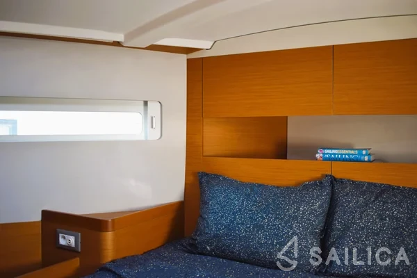 Sun Odyssey 410 - Yacht Charter Sailica