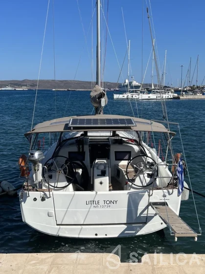 Sun Odyssey 410 - Yacht Charter Sailica