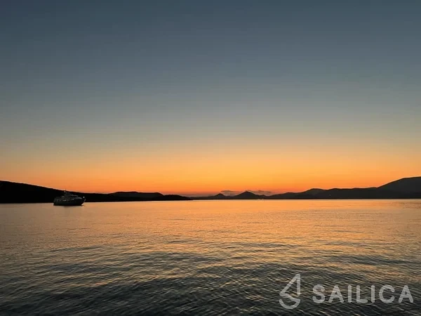 Sun Odyssey 410 - Yacht Charter Sailica