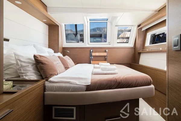 Lagoon 620 - Yacht Charter Sailica
