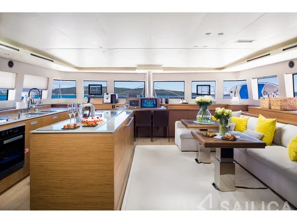 Lagoon 620 - Yacht Charter Sailica