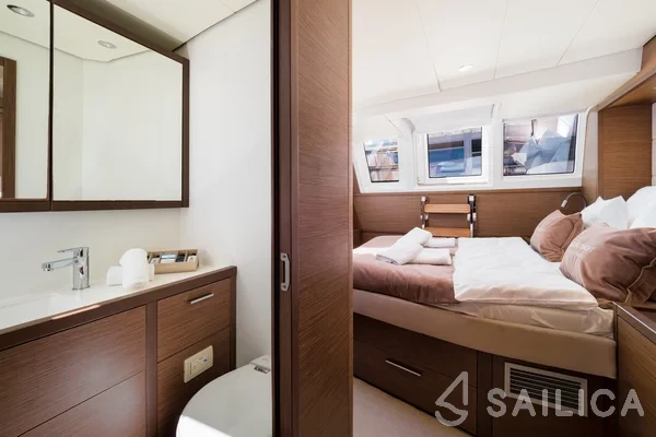 Lagoon 620 - Yacht Charter Sailica