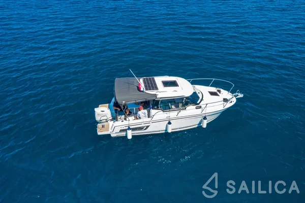 Merry Fisher 795 - Yacht Charter Sailica