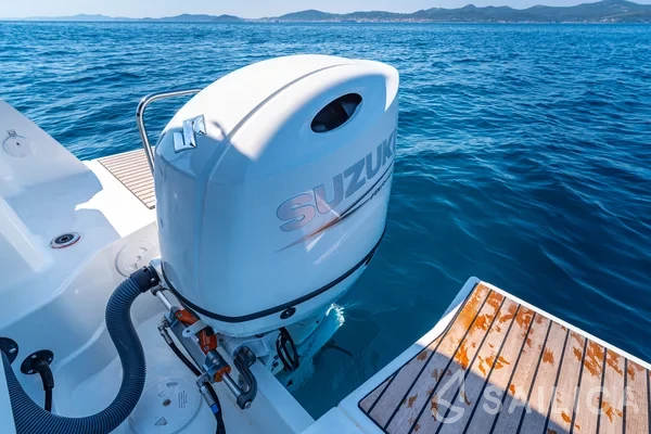 Merry Fisher 795 - Yacht Charter Sailica