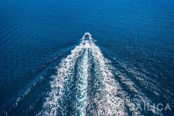 Merry Fisher 795 - Yacht Charter Sailica
