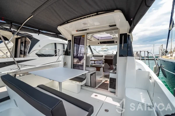 Merry Fisher 795 - Yacht Charter Sailica