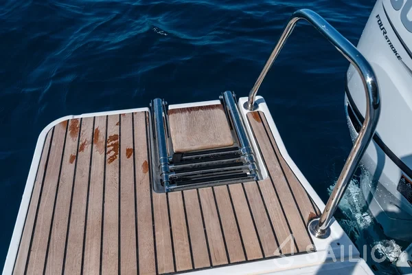 Merry Fisher 795 - Yacht Charter Sailica