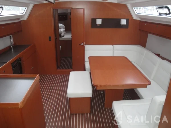 Bavaria 46 Cruiser - Yacht Charter Sailica
