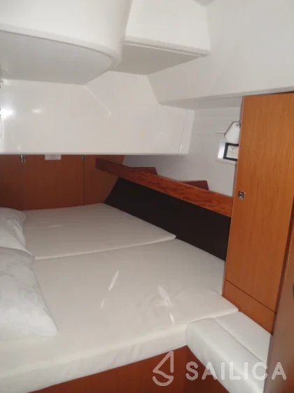 Bavaria 46 Cruiser - Yacht Charter Sailica