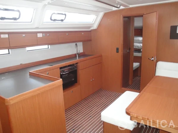 Bavaria 46 Cruiser - Yacht Charter Sailica