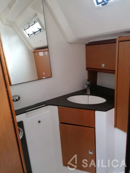Bavaria 46 Cruiser - Yacht Charter Sailica