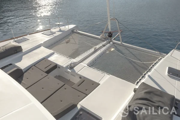 Lagoon 52F - Yacht Charter Sailica