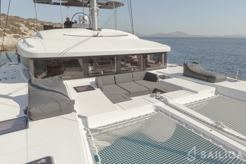 Lagoon 52F - Yacht Charter Sailica