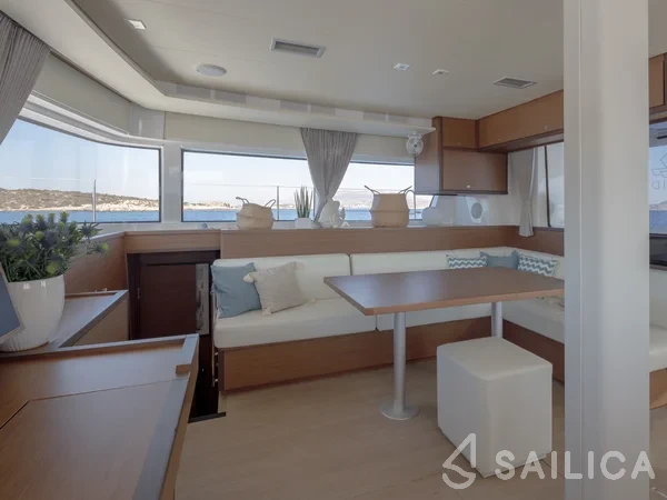 Lagoon 52F - Yacht Charter Sailica