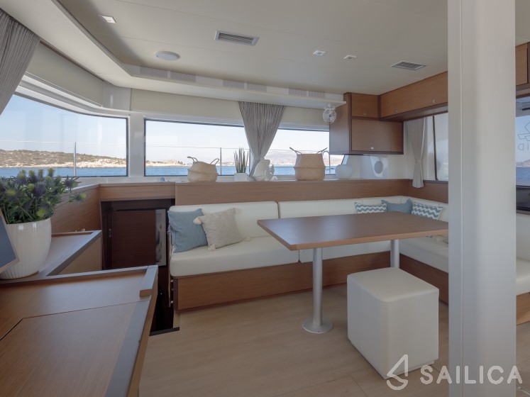 Lagoon 52F - Yacht Charter Sailica
