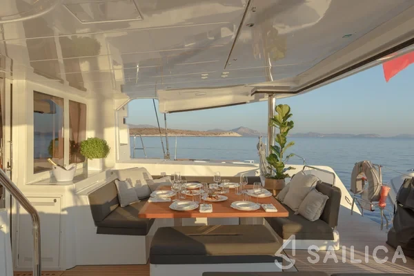 Lagoon 52F - Yacht Charter Sailica