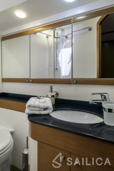 Gianetti Star 64 - Yacht Charter Sailica