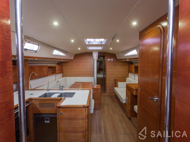 Salona 44 - Yacht Charter Sailica