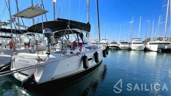 Sun Odyssey 479 - Photo #43 Sun Odyssey 479 - Yacht Charter Sailica