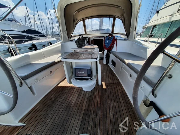 Oceanis 50 Family - Yacht Charter Sailica