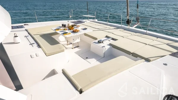 Bali 5.4. - Yacht Charter Sailica