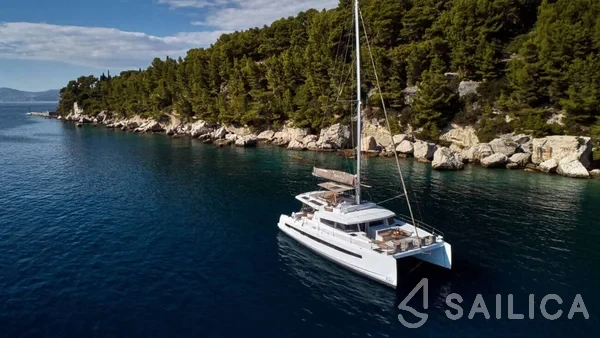 Bali 5.4. - Yacht Charter Sailica