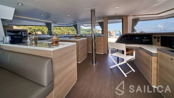 Bali 5.4. - Yacht Charter Sailica