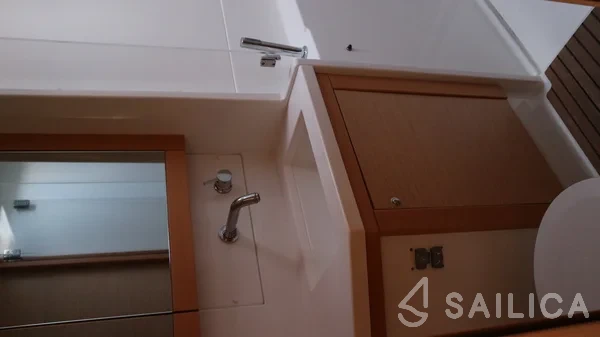 Lagoon 450 - Yacht Charter Sailica