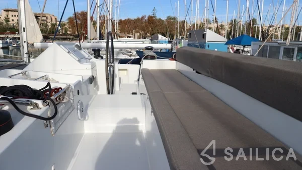 Lagoon 450 - Yacht Charter Sailica