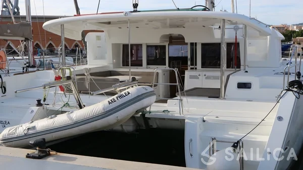 Lagoon 450 - Yacht Charter Sailica