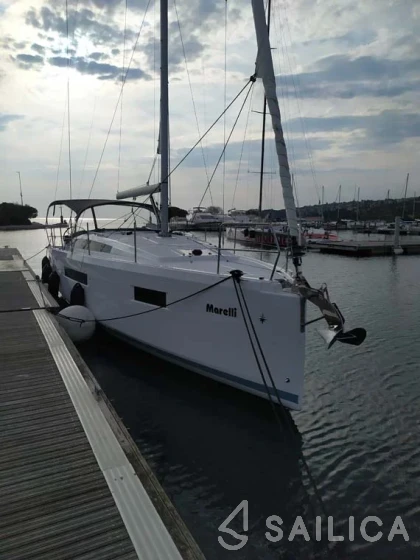 Sun Odyssey 410 - Yacht Charter Sailica