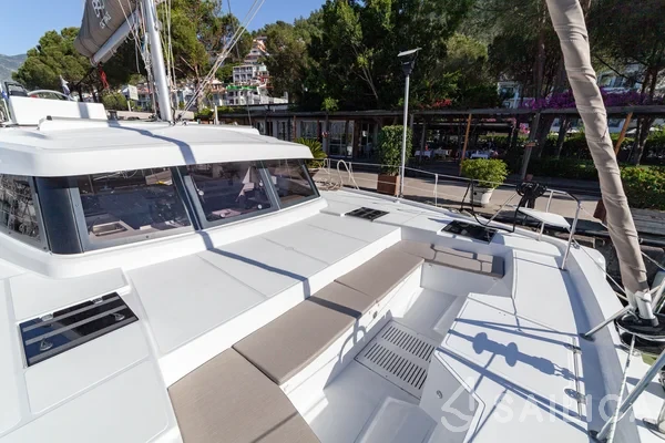 Bali Catspace - Yacht Charter Sailica