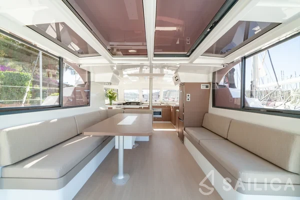 Bali Catspace - Yacht Charter Sailica