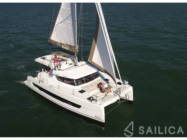 Bali Catspace - Yacht Charter Sailica