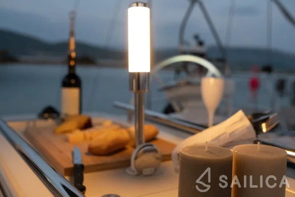 Oceanis 46.1 - Photo #119 Oceanis 46.1 - Yacht Charter Sailica