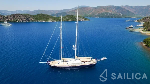 Gulet - Yacht Charter Sailica