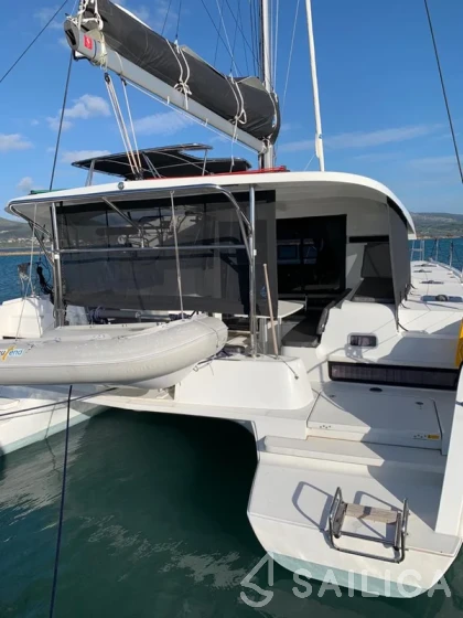 Lagoon 42 - Yacht Charter Sailica