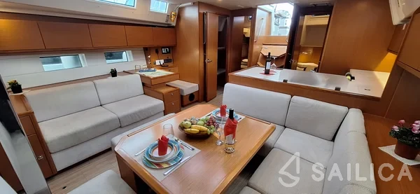 Bavaria C50 - Yacht Charter Sailica