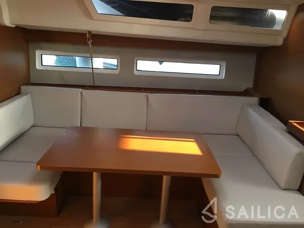 Sun Odyssey 490 - Yacht Charter Sailica