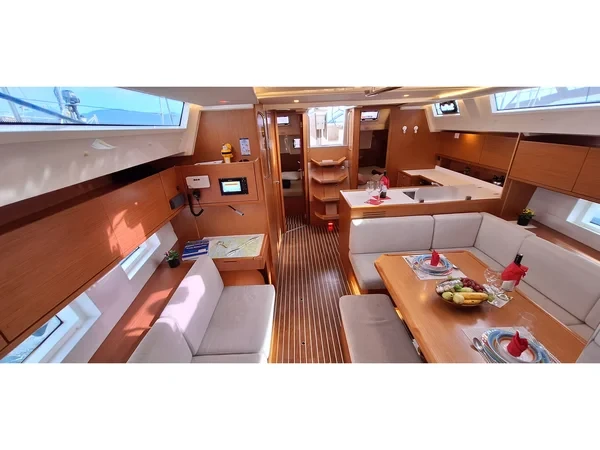 Bavaria C45 - Yacht Charter Sailica