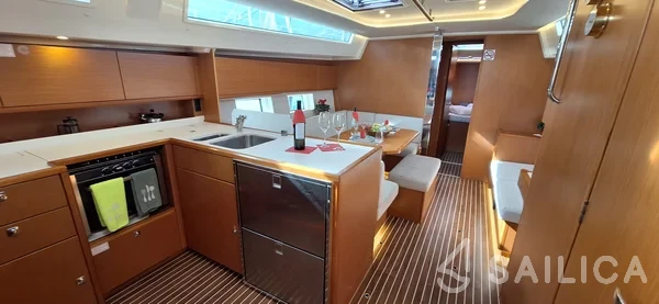 Bavaria C45 - Yacht Charter Sailica