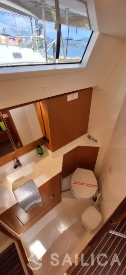 Bavaria C45 - Yacht Charter Sailica