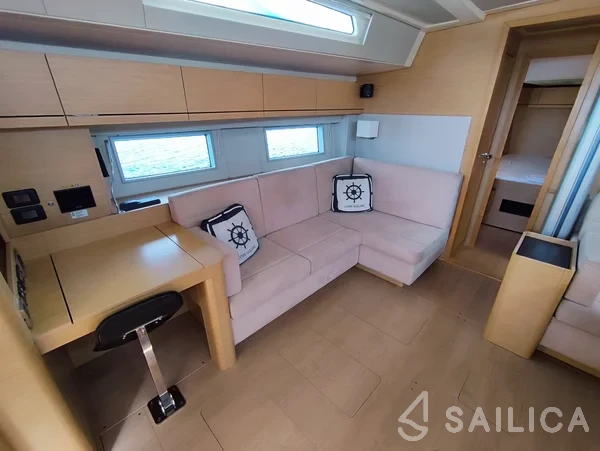 Hanse 548 - Yacht Charter Sailica