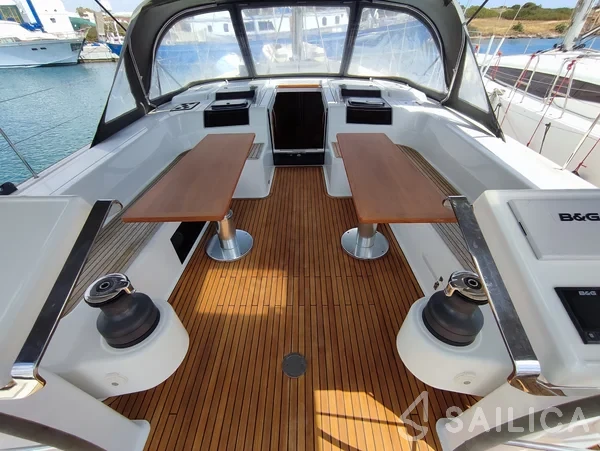 Hanse 548 - Yacht Charter Sailica